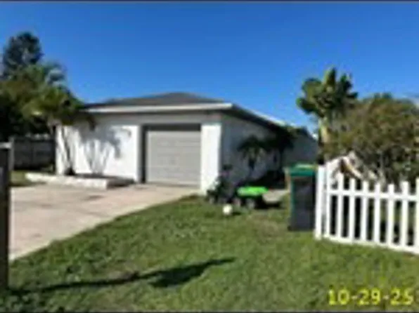 135 S Kenneth Ct, Merritt Island, FL 32952