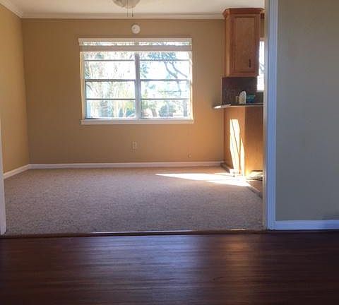 4th image of 2569 Cliff Dr
