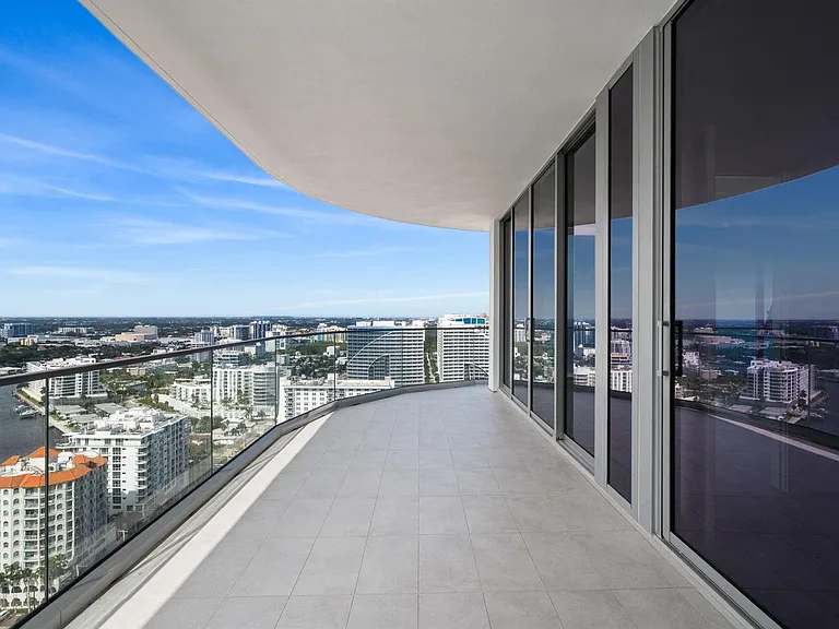 151 N Seabreeze Blvd #2503 — Photo 40
