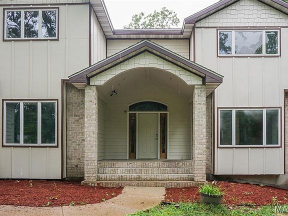 2nd image of 503 Lariat Ln