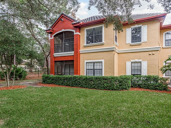 3rd image of 2171 Portofino Pl Unit 25