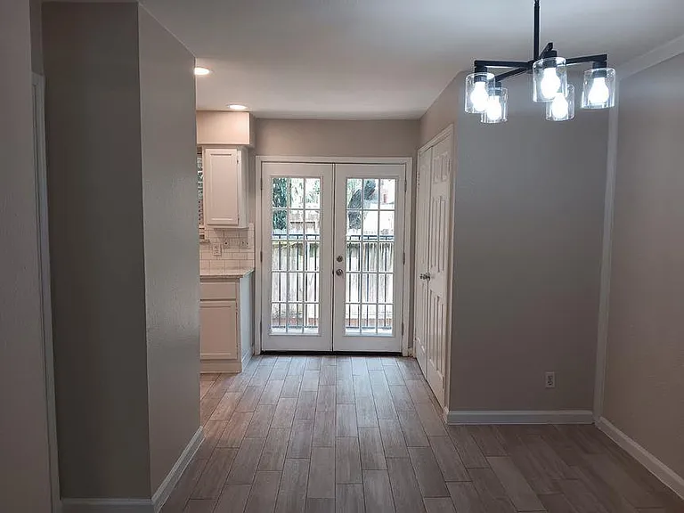 8402 Fathom Cir #106 — Photo 6