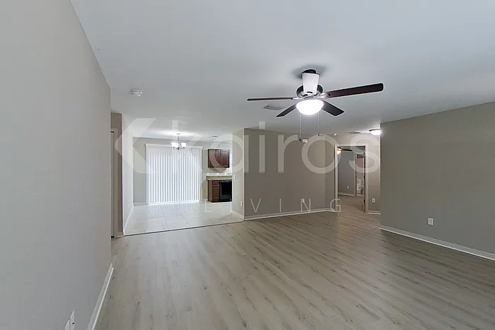 3 bed, 2.0 bath, 1311 sqft, $1,675 — Photo 2