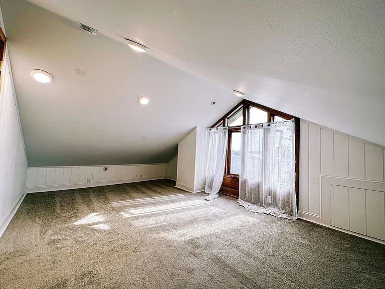 508 N Washington St — Photo 39