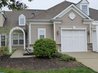 43 Falcon Ct, Hamilton, NJ 08690