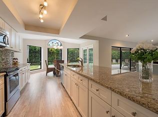 200 Monterey Dr, Naples, FL 34119