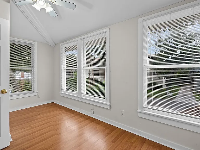 25 Desoto Pl — Photo 25