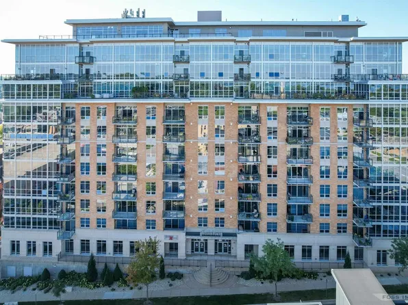 625 North Segoe Road #302, Madison, WI 53705