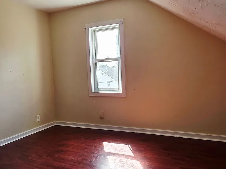 200 W Hellems Ave — Photo 15