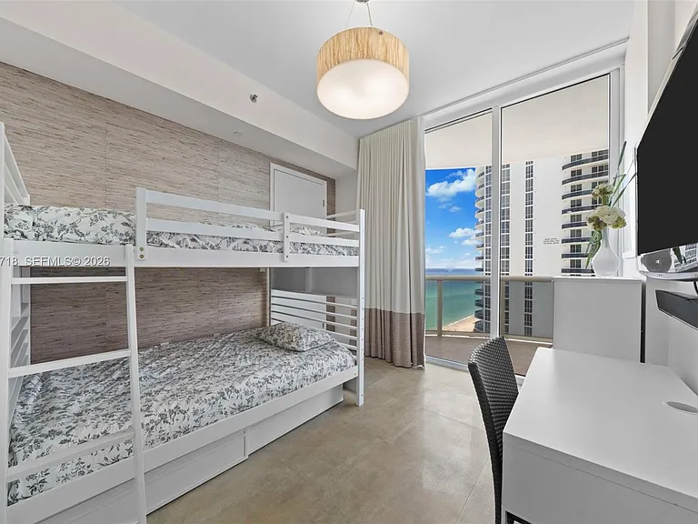 15901 Collins Ave #1502 — Photo 27