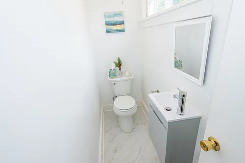 138 Harding Ave Photo 1