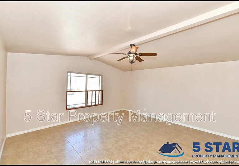 908 Bolivia St — Photo 27
