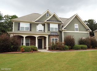 530 Langley Creek Dr, Loganville, GA 30052