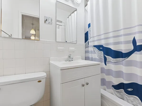 236 East 28th Street image 4 of 4