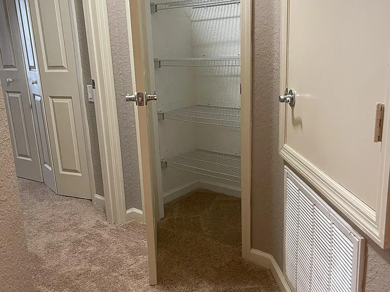 2451 Stockton Dr — Photo 19