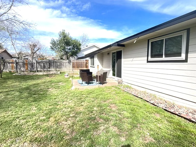 10408 Leaning Willow Dr — Photo 21