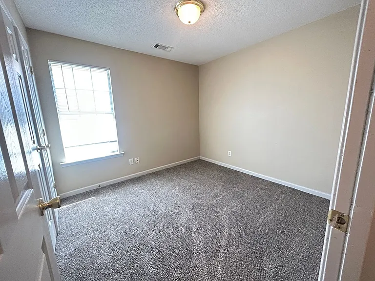 4806 Ashcroft Dr — Photo 16