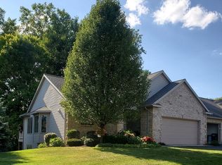 4906 Barnsley Dr, Hudsonville, MI