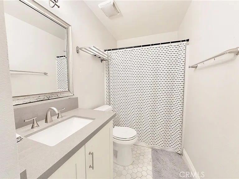 4646 Minorca Way — Photo 15