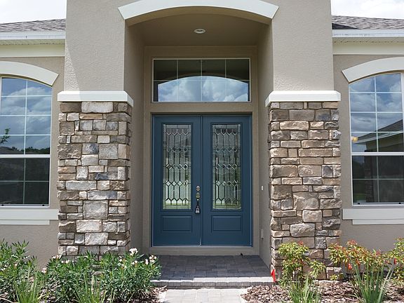 2nd image of 304 Pine Leaf Cove