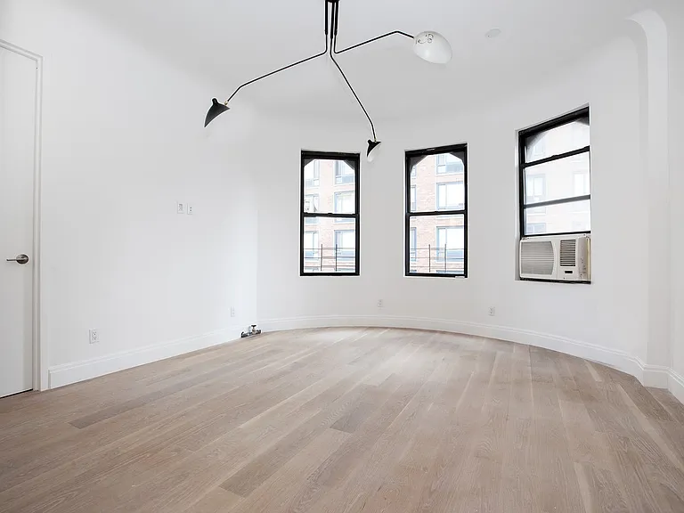 105 E 15th St #94 — Photo 1