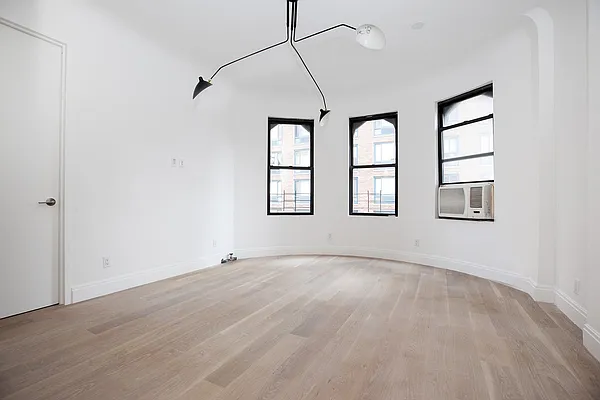 Rented by Barkoff Residential  | media 37