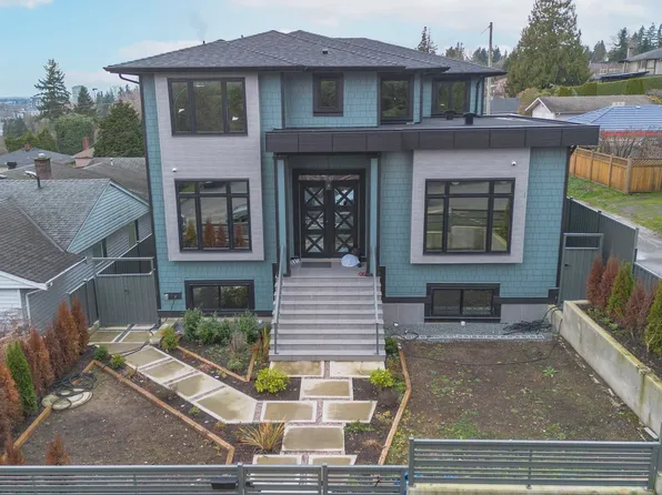 8007 Bradley Ave, Burnaby, BC V5J 3T9