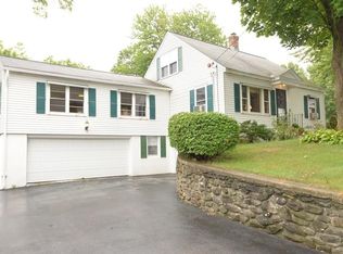 10 Woodworth St, Leominster, MA 01453