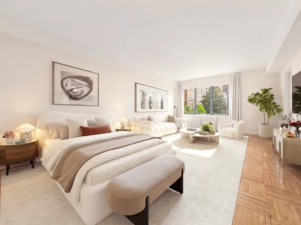 175 West 13th Street image 1 of 10