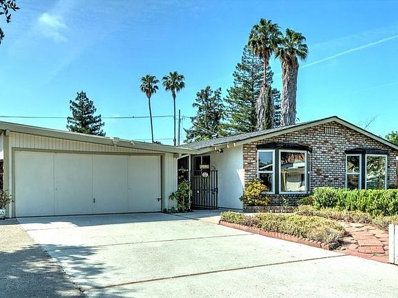 2nd image of 13450 Ward Way
