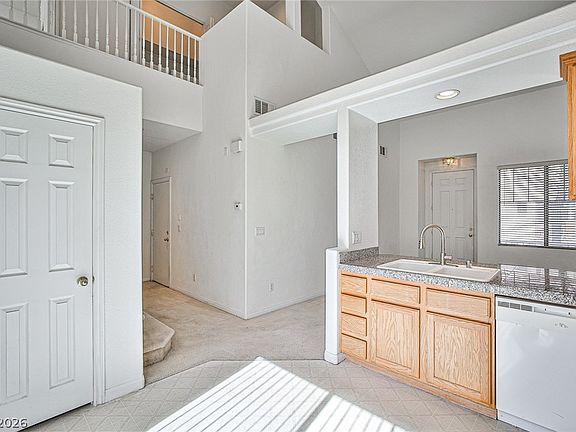 4th image of 7593 Pallon Ave