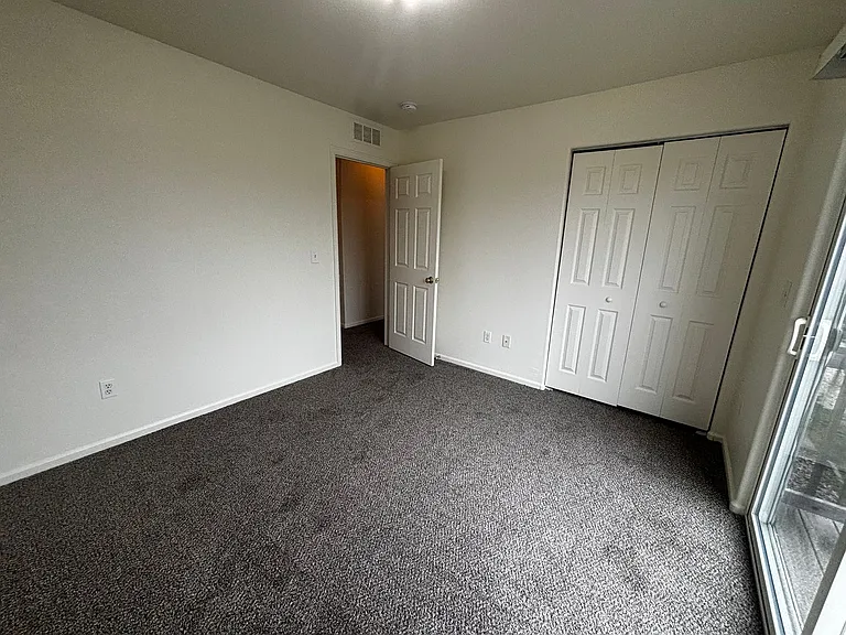 PM 280 - 639 W. 2nd Street — Photo 21