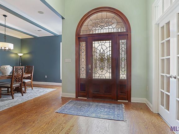 4th image of 18653 Antebellum Ct