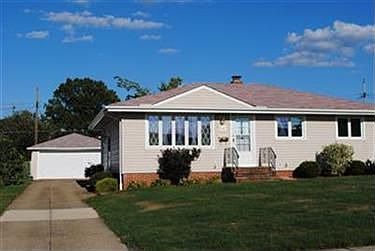 1st image of 7265 Nobb Hill Dr