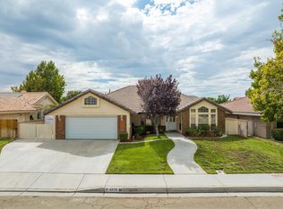 43719 37th St W, Lancaster, CA 93536