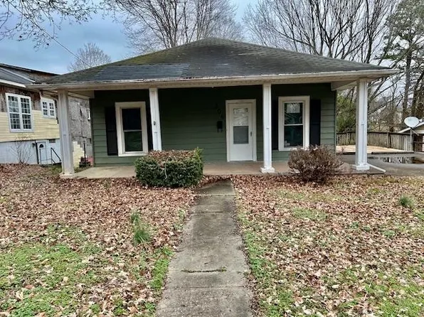 206 W 5th Ave, Central City, KY 42330