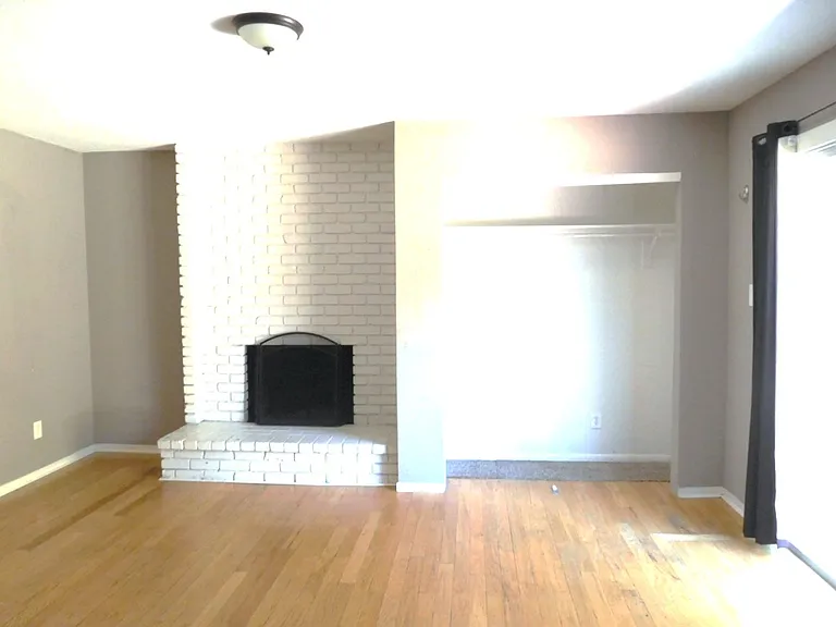 1325 Williams Cir — Photo 6