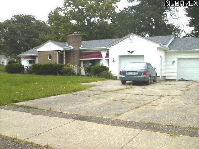 1st image of 1097 Eastland Ave