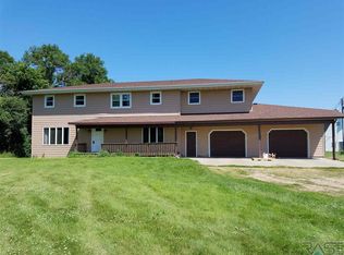 44024 244th St, Salem, SD 57058