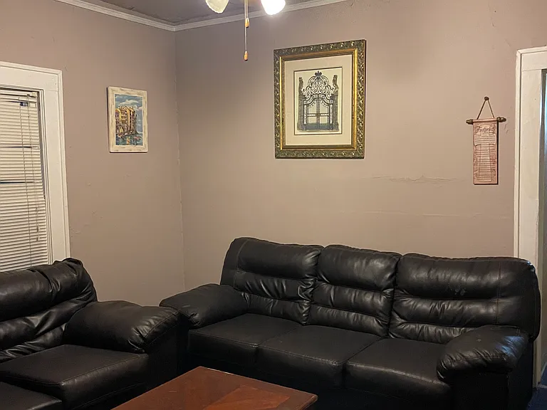 1609 W Raleigh Blvd #1 — Photo 1
