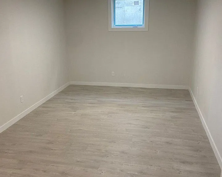 48 Nicole Marie Ave #LOWER — Photo 7