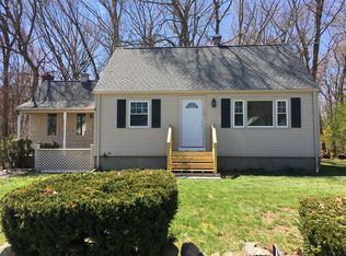 93 Westside Ave, North Attleboro, MA 02760