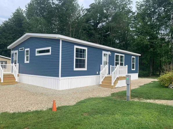 122 Sherwood Glen Road, Somersworth, NH 03878