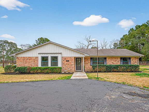 2nd image of 4012 Theiss Rd