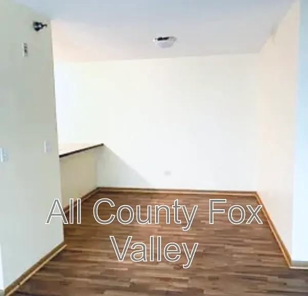 2909 Willow Ln #8 — Photo 9
