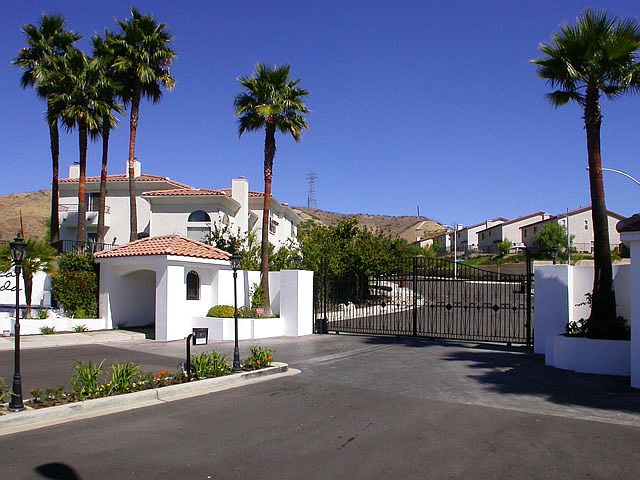 1st image of 29121 Singing Wood Dr