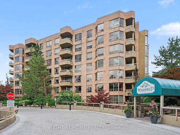 1200 Don Mills Rd #301, Toronto, ON M3B 3N8