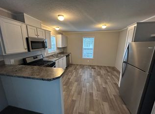 24 E Arizona #24, Belleville, MI 48111