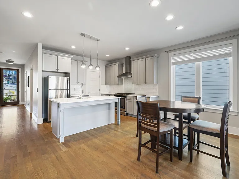 523B Weakley Ave — Photo 24
