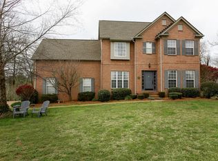 1017 Dickens Dr, Mount Juliet, TN 37122